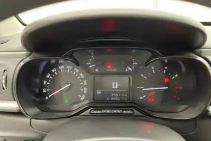 Photo 16 Citroën C3  PureTech 83 S&S BVM5