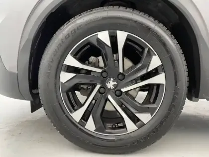 Photo 16 Peugeot 2008  PureTech 100 S&S BVM6