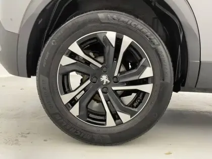 Photo 18 Peugeot 2008  PureTech 100 S&S BVM6