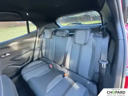 Photo 50 Peugeot 2008  Hybrid 145 e-DCS6