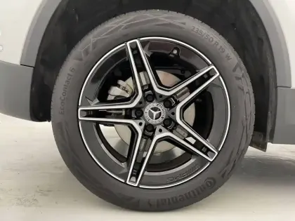 Photo 18 Mercedes GLA  250 e 8G-DCT