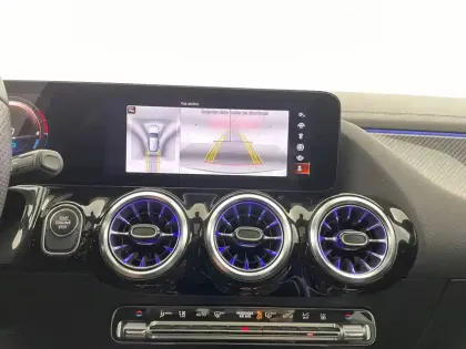 Photo 32 Mercedes GLA  250 e 8G-DCT