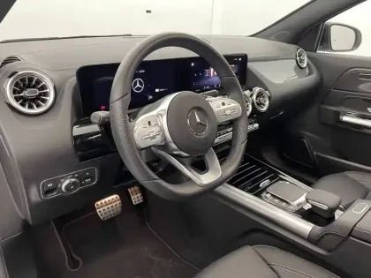 Photo 30 Mercedes GLA  250 e 8G-DCT