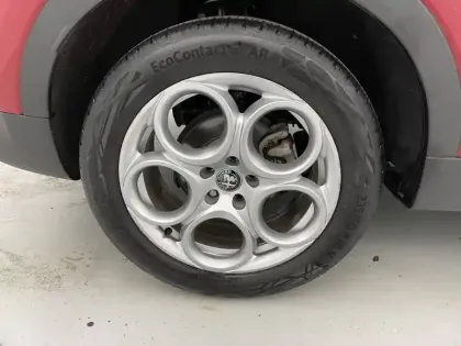 Photo 18 Alfa Romeo Tonale  1.5 Hybrid 130 ch TCT7