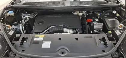 Photo 8 Peugeot 3008  Hybrid 145 e-DCS6