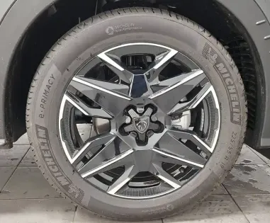 Photo 10 Peugeot 3008  Hybrid 145 e-DCS6