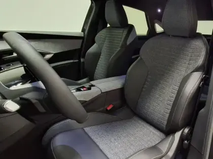 Photo 1 Peugeot 3008  Hybrid 145 e-DCS6