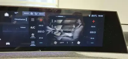 Photo 23 Peugeot 3008  Hybrid 145 e-DCS6