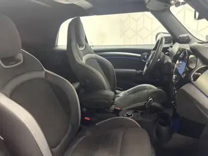 Photo 14 Mini Mini Cabriolet John Cooper Works 231 ch BVA8