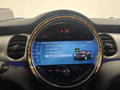 Photo 24 Mini Mini Cabriolet John Cooper Works 231 ch BVA8