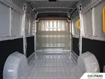 Photo 22 Peugeot Boxer  FGN TOLE 3.5 T L2H2 140 S&S BVA8