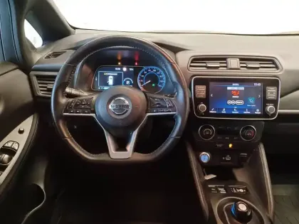 Photo 24 Nissan Leaf  Electrique 62kWh