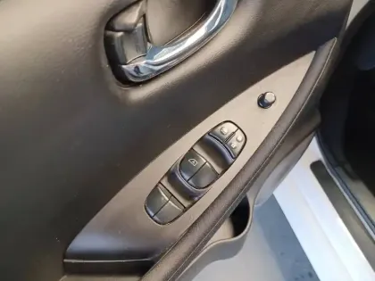 Photo 10 Nissan Leaf  Electrique 62kWh