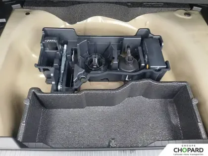 Photo 23 Peugeot 2008  Hybrid 145 e-DCS6