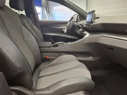 Photo 12 Peugeot 5008  BlueHDi 130ch S&S EAT8