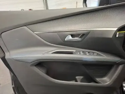 Photo 16 Peugeot 5008  BlueHDi 130ch S&S EAT8