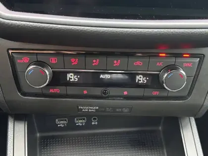 Photo 50 Seat Ibiza Gén. V Ph1 FR 5