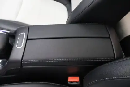 Photo 19 Mercedes GLA  200 d 8G-DCT