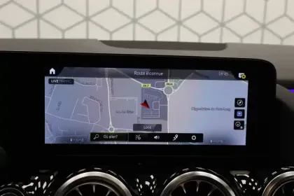 Photo 15 Mercedes GLA  200 d 8G-DCT