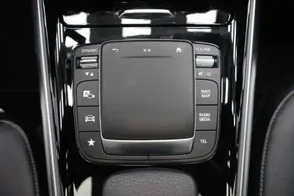 Photo 104 Mercedes GLA  200 d 8G-DCT