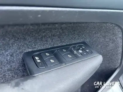 Photo 19 Volvo Xc40  Recharge 231 ch 1EDT