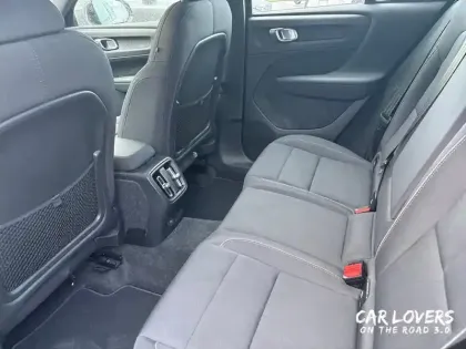 Photo 13 Volvo Xc40  Recharge 231 ch 1EDT