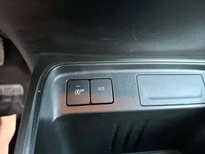 Photo 31 Renault Twingo  III TCe 95