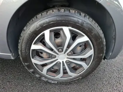 Photo 12 Renault Twingo  III TCe 95