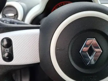 Photo 36 Renault Twingo  III TCe 95