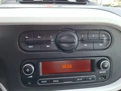 Photo 28 Renault Twingo  III TCe 95