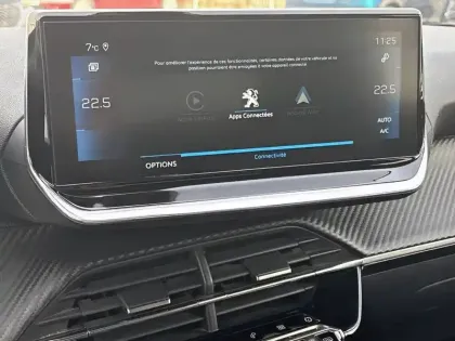 Photo 18 Peugeot 2008  PureTech 130 S&S BVM6