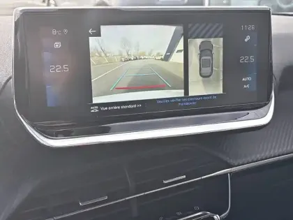 Photo 19 Peugeot 2008  PureTech 130 S&S BVM6