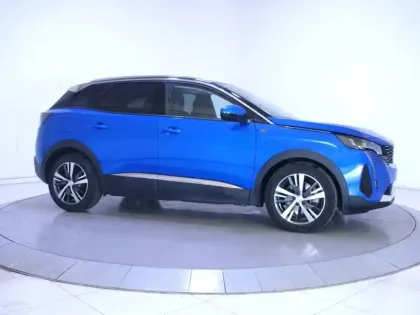 Photo 23 Peugeot 3008  Hybrid 225 e-EAT8