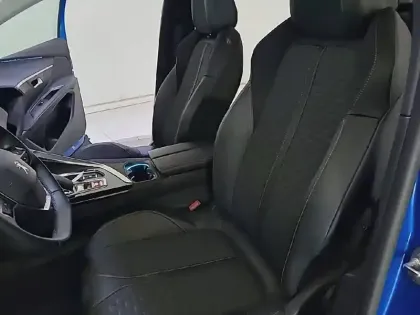 Photo 30 Peugeot 3008  Hybrid 225 e-EAT8