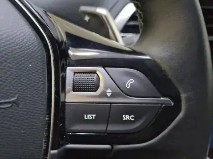 Photo 49 Peugeot 3008  Hybrid 225 e-EAT8