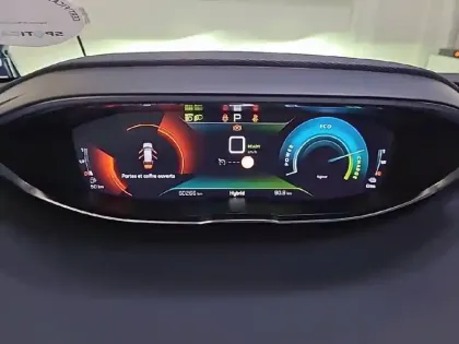 Photo 29 Peugeot 3008  Hybrid 225 e-EAT8