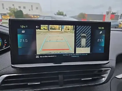 Photo 17 Peugeot 3008  Hybrid 225 e-EAT8