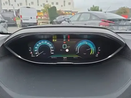 Photo 9 Peugeot 3008  Hybrid 225 e-EAT8