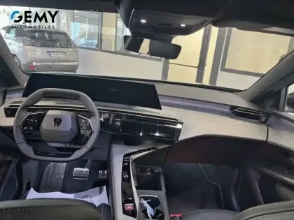 Photo 7 Peugeot 3008  Electrique 325 ch 4x4 73 kWh