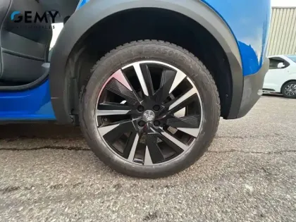 Photo 10 Peugeot 2008  BlueHDi 100 S&S BVM6