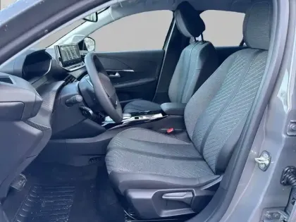 Photo 30 Peugeot 208  Hybrid 110 e-DCS6