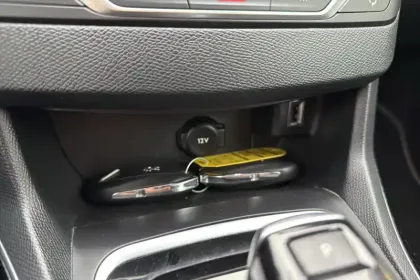 Photo 18 Peugeot 308  SW PureTech 130ch S&S EAT8