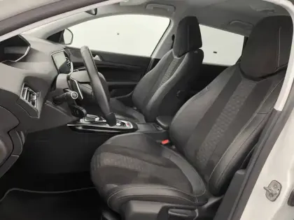 Photo 37 Peugeot 308  SW PureTech 130ch S&S EAT8