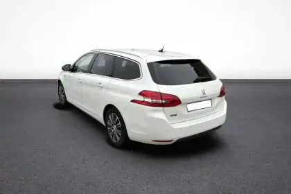 Photo 3 Peugeot 308  SW PureTech 130ch S&S EAT8