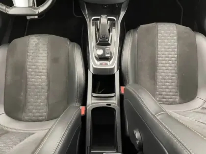 Photo 47 Peugeot 308  SW PureTech 130ch S&S EAT8