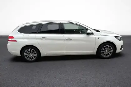 Photo 6 Peugeot 308  SW PureTech 130ch S&S EAT8