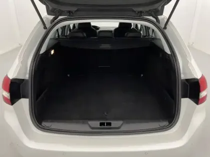 Photo 36 Peugeot 308  SW PureTech 130ch S&S EAT8