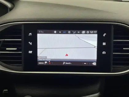 Photo 43 Peugeot 308  SW PureTech 130ch S&S EAT8