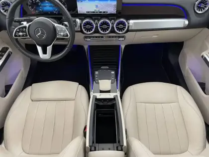 Photo 25 Mercedes GLB  200 d 8G-DCT