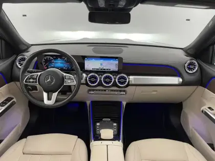 Photo 24 Mercedes GLB  200 d 8G-DCT